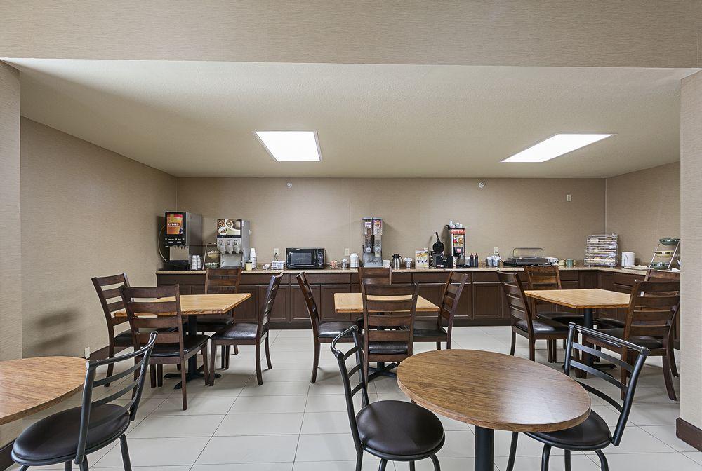 Econo Lodge Livingston Gateway To Yellowstone Exterior photo