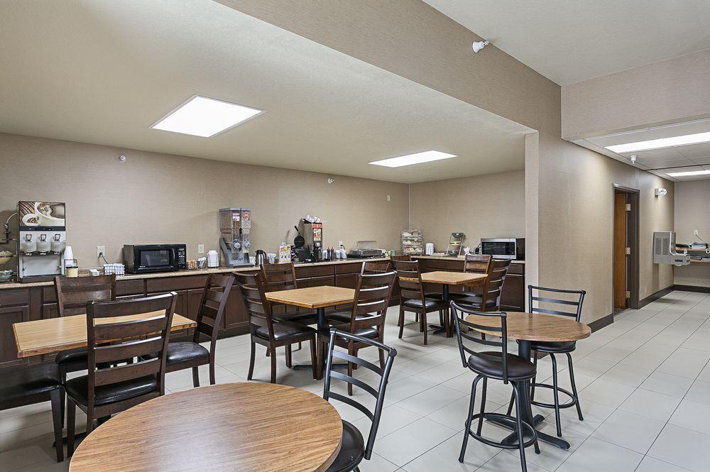 Econo Lodge Livingston Gateway To Yellowstone Exterior photo