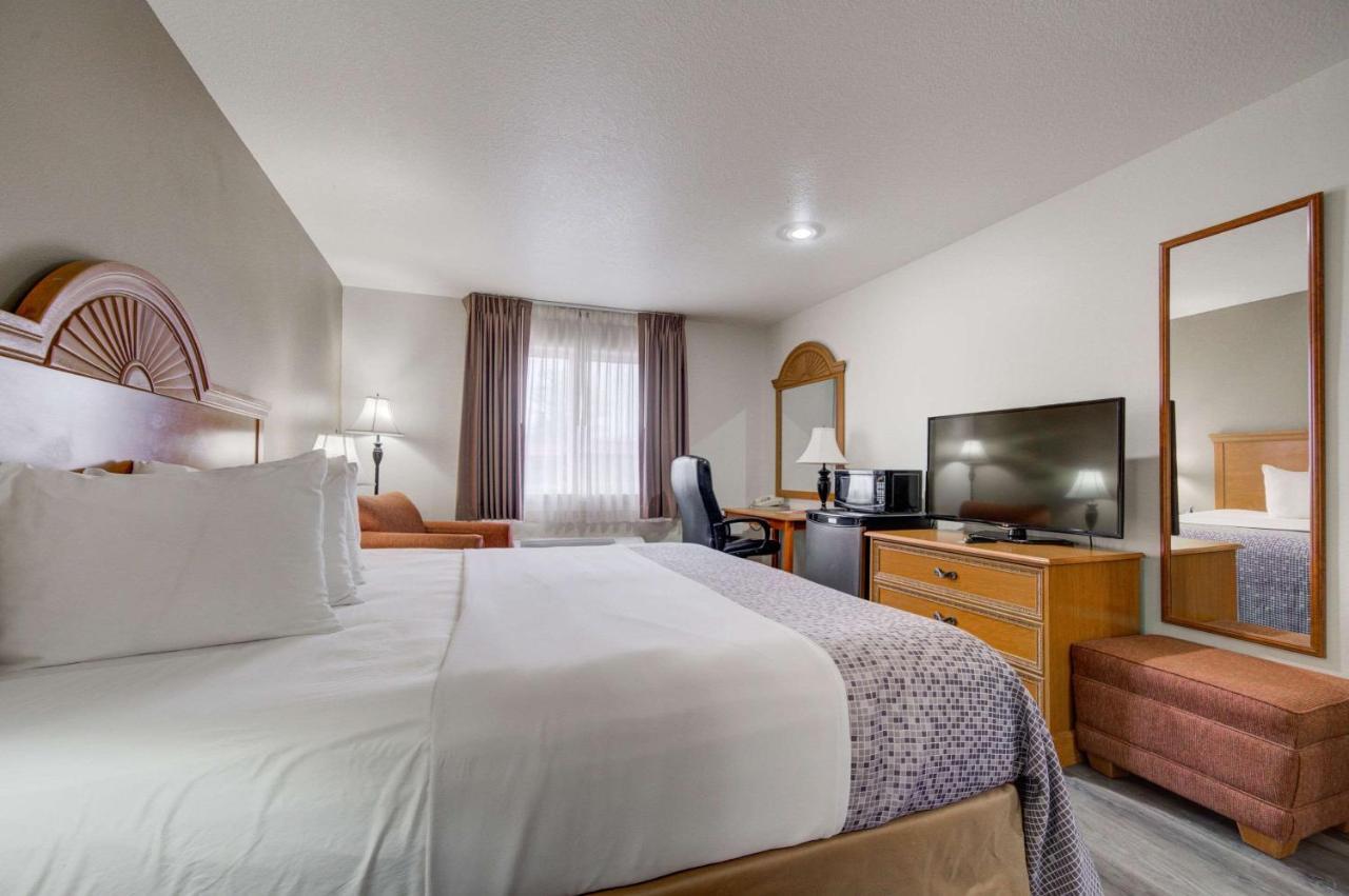 Econo Lodge Livingston Gateway To Yellowstone Exterior photo
